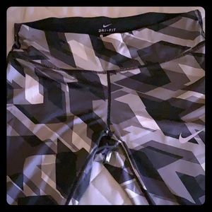 Nike Dri-fit leggings